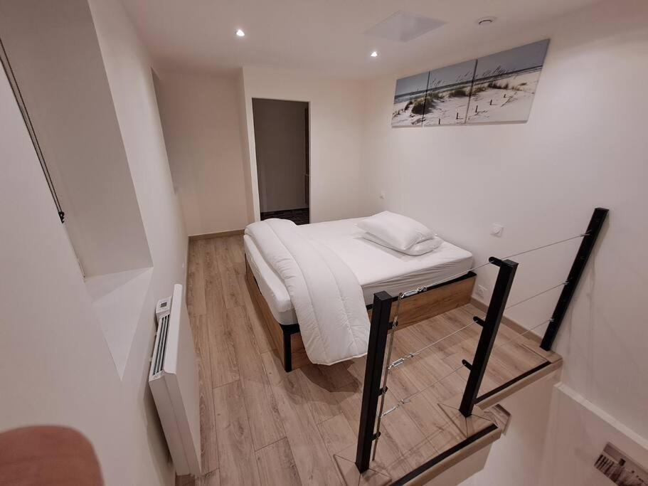 Maisonnette A 1 Km De La